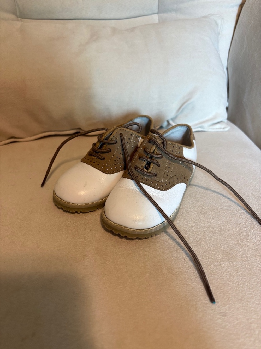 L’Amour toddler dress shoes